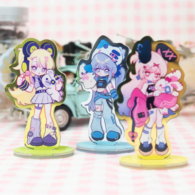 Custom Acrylic Mirror Standees – VOGRACE
